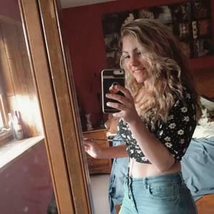 Meet your Posher, Jacquelyn